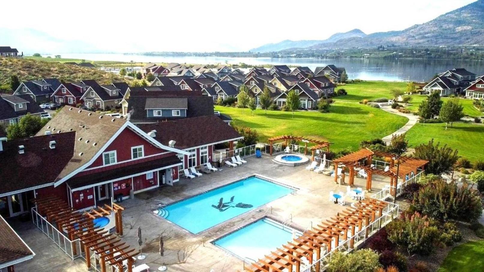 Beautiful Kismet View Cottage With Golf Cart 188 Osoyoos Buitenkant foto