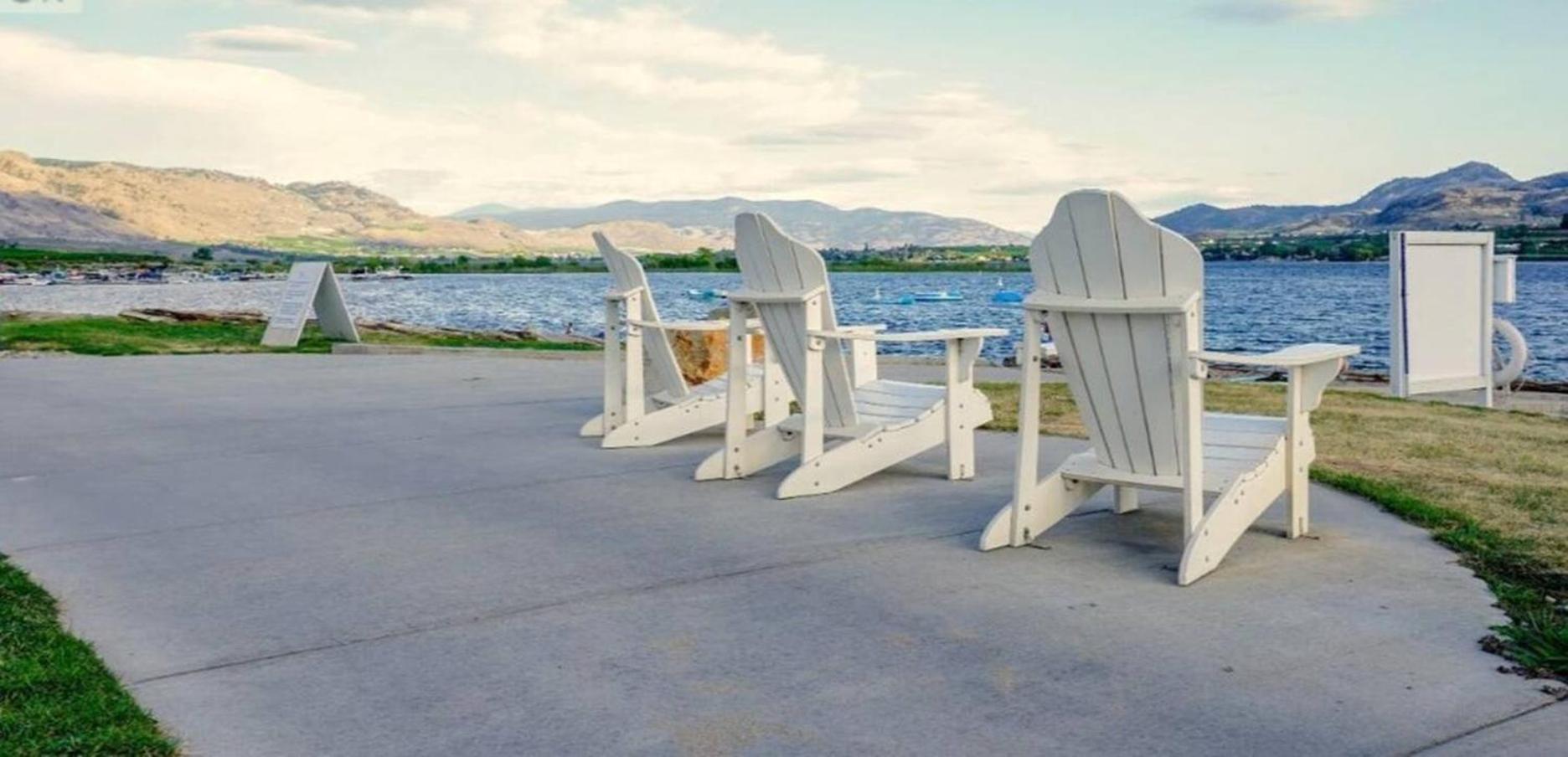 Beautiful Kismet View Cottage With Golf Cart 188 Osoyoos Buitenkant foto