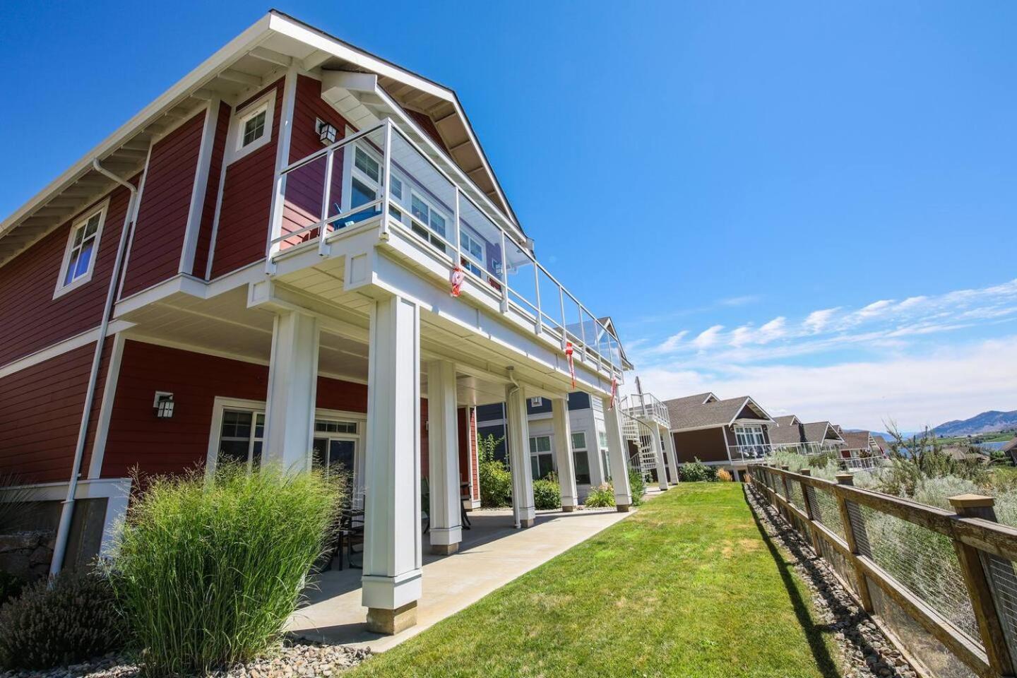Beautiful Kismet View Cottage With Golf Cart 188 Osoyoos Buitenkant foto